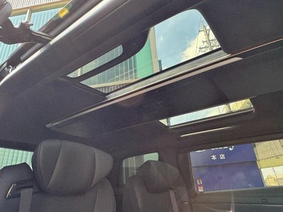 2026 Toyota ALPHARD — фото 4