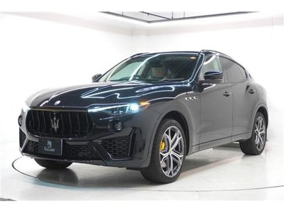 2022 Maserati LEVANTE — фото 1