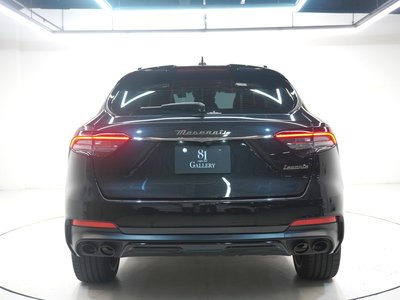 2022 Maserati LEVANTE — фото 6
