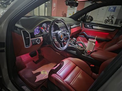 2022 Porsche CAYENNE 照片 2