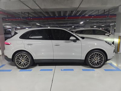 2022 Porsche CAYENNE 照片 7