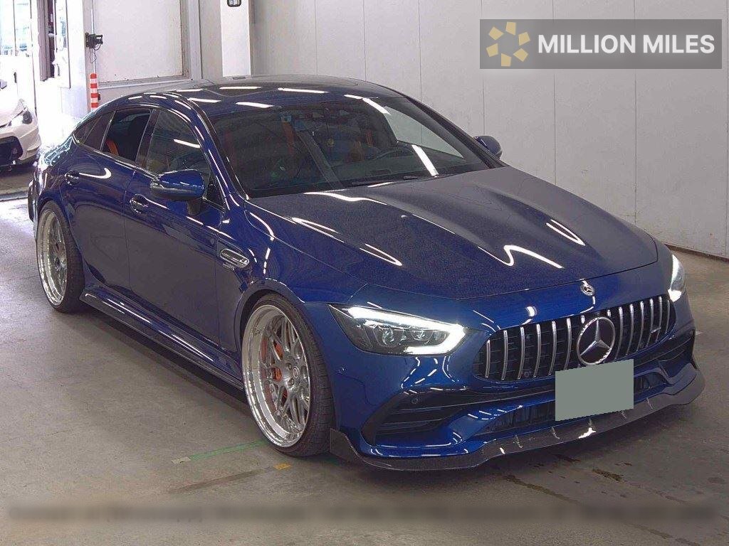 MERCEDES-BENZ GT AMG - View 1