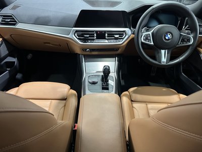 BMW 3 SERIES - 4