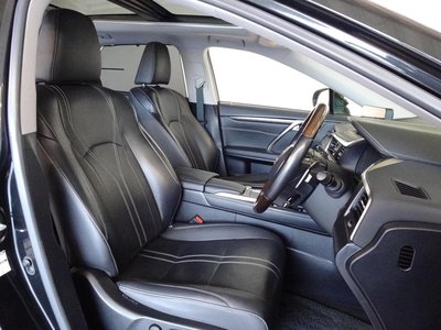 LEXUS RX - 9