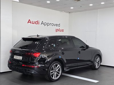 صورة 5 لـ 2025 AUDI Q7