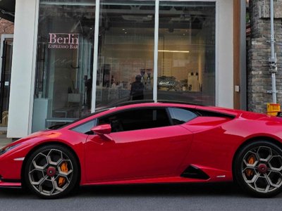 2023 Lamborghini HURACAN — миниатюра 16