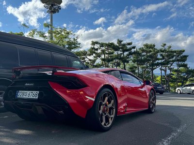 2023 Lamborghini HURACAN — фото 6