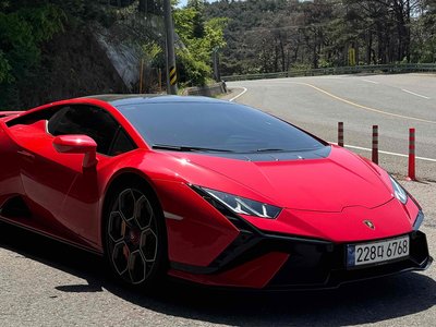 2023 Lamborghini HURACAN — миниатюра 11