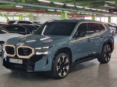 2023 BMW XM 照片 2