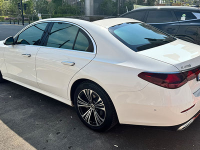 MERCEDES-BENZ E-CLASS - 2