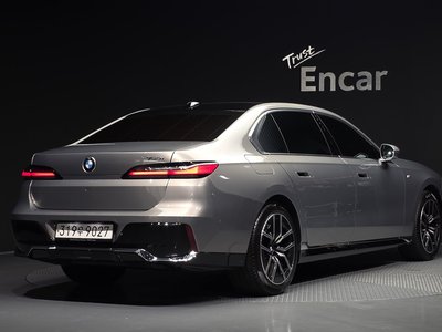 صورة 3 لـ 2023 BMW 7 SERIES
