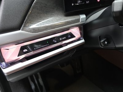 2023 BMW 7 SERIES thumbnail 27