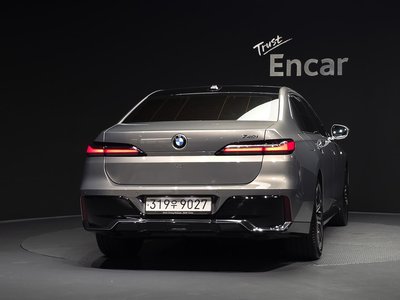 صورة 4 لـ 2023 BMW 7 SERIES