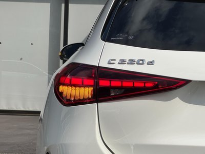 MERCEDES-BENZ C-CLASS - 9