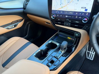 2025 Lexus NX — миниатюра 46