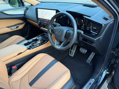 2025 Lexus NX — миниатюра 39