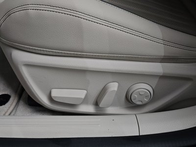 2025 Genesis THE NEW G70 — миниатюра 33