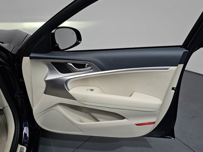 2025 Genesis THE NEW G70 — миниатюра 14