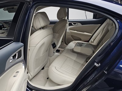2025 Genesis THE NEW G70 — миниатюра 17