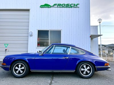 PORSCHE 911 - 9