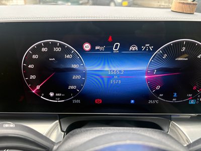 صورة مصغرة 24 لـ 2025 Mercedes-BENZ V-CLASS