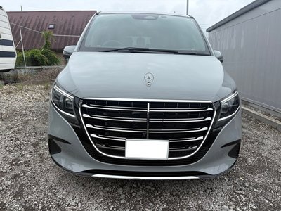 2025 Mercedes-BENZ V-CLASS 照片 2