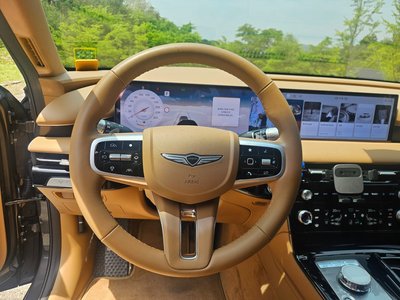 GENESIS G80 (RG3) - 9
