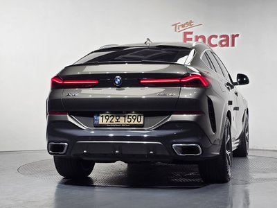 صورة 4 لـ 2023 BMW X6