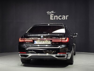 صورة 4 لـ 2021 BMW 7 SERIES