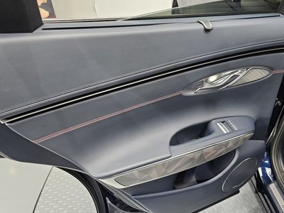 2021 Genesis GV70 — миниатюра 15