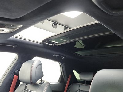 2021 Genesis GV70 — миниатюра 37