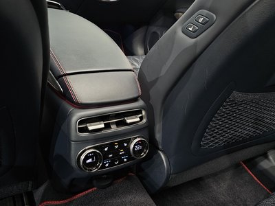 2021 Genesis GV70 — миниатюра 36
