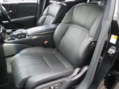 2022 Lexus LS 缩略图 24