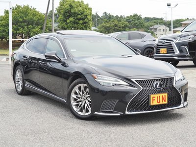 LEXUS LS - 3