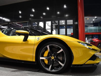 2024 Ferrari SF90 SPIDER 缩略图 12
