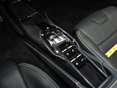 2024 Ferrari SF90 SPIDER 缩略图 31