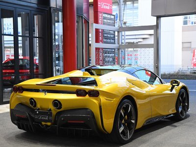 2024 Ferrari SF90 SPIDER photo 9