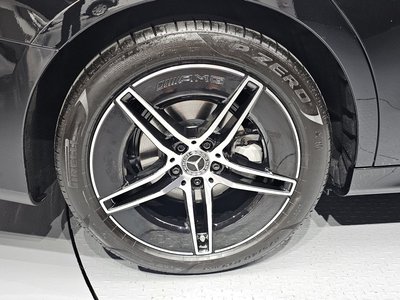 MERCEDES-BENZ E-CLASS - 6