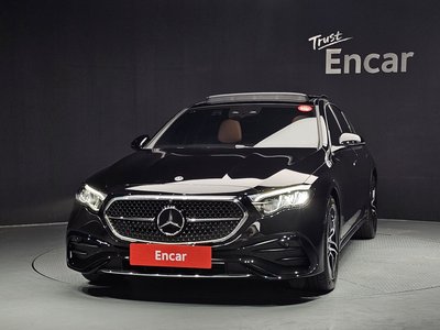 MERCEDES-BENZ E-CLASS - 2