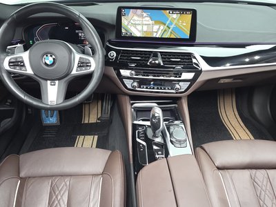 صورة 5 لـ 2023 BMW 5 SERIES