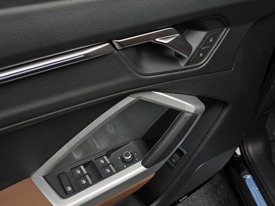 صورة مصغرة 21 لـ 2025 AUDI Q3