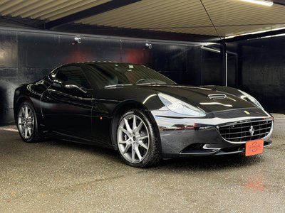 FERRARI CALIFORNIA - 5