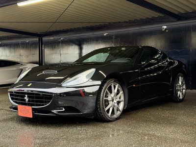 FERRARI CALIFORNIA - 3