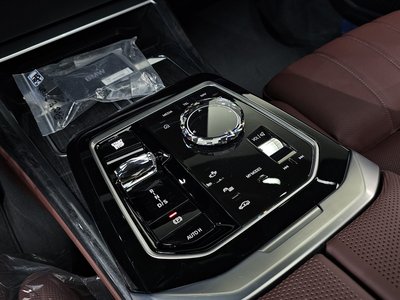 BMW 7 SERIES - 9