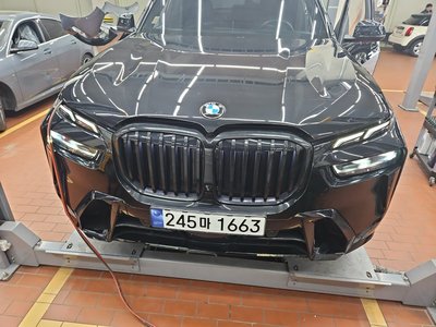 BMW X7 - 1