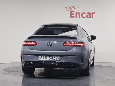 MERCEDES-BENZ E-CLASS - 4