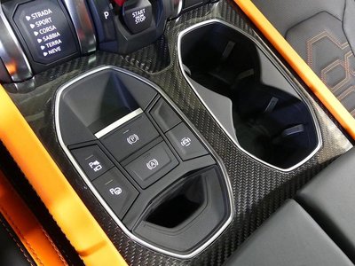 صورة مصغرة 18 لـ 2025 Lamborghini URUS