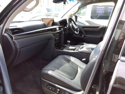 LEXUS LX - 3