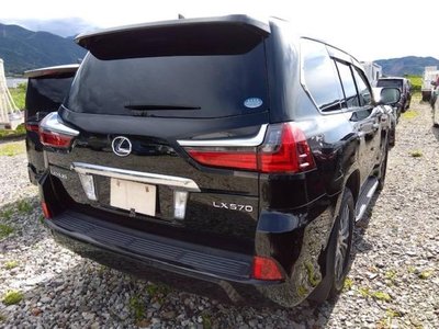 LEXUS LX - 5