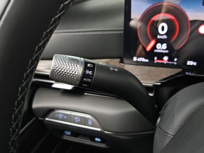 2024 Genesis GV80 thumbnail 22